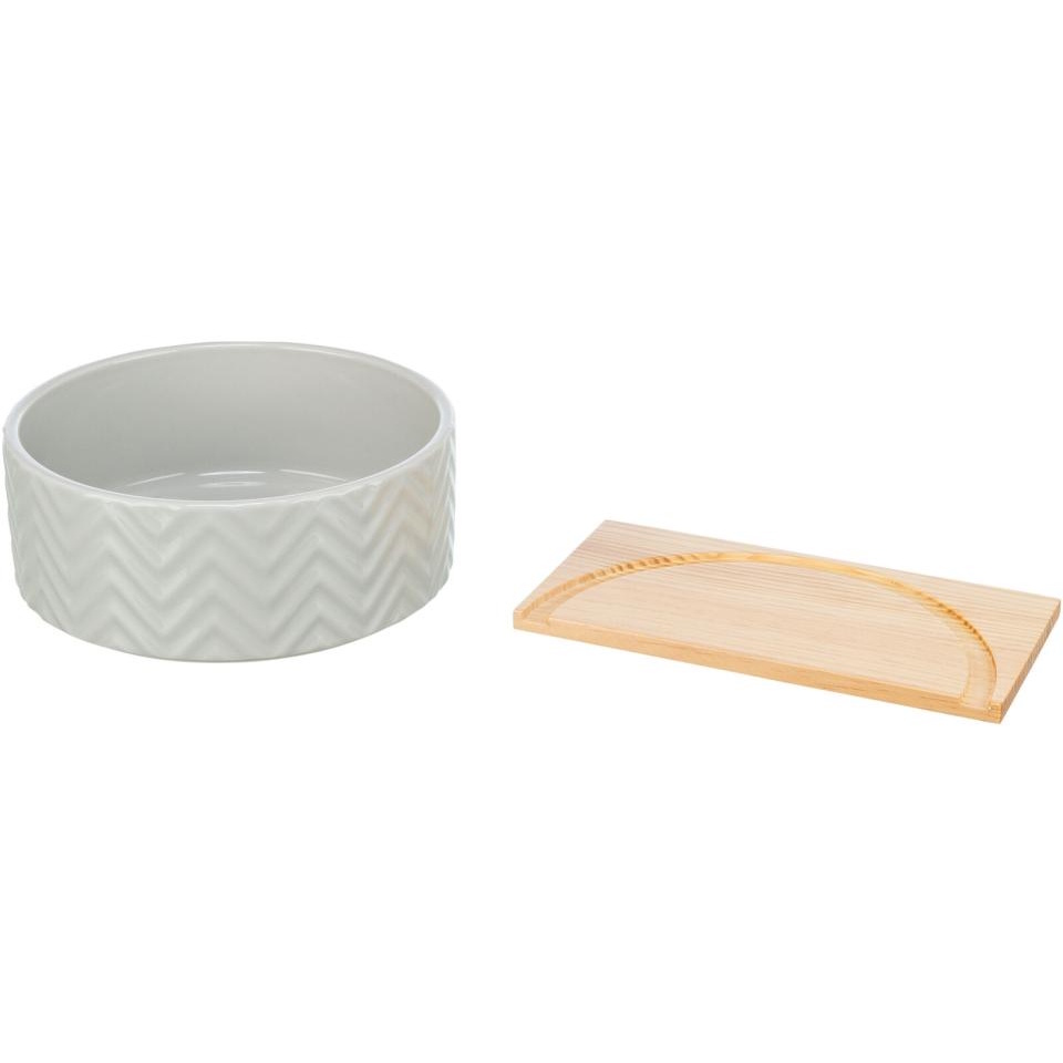 Trixie Sandbadekar med plattform